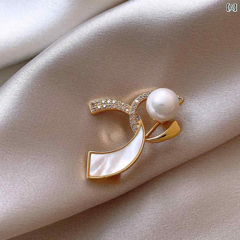 ブローチ レディース セレモニー おしゃれ 上品 レター 高級感 女性 コサージュ パール セーター ピン ..