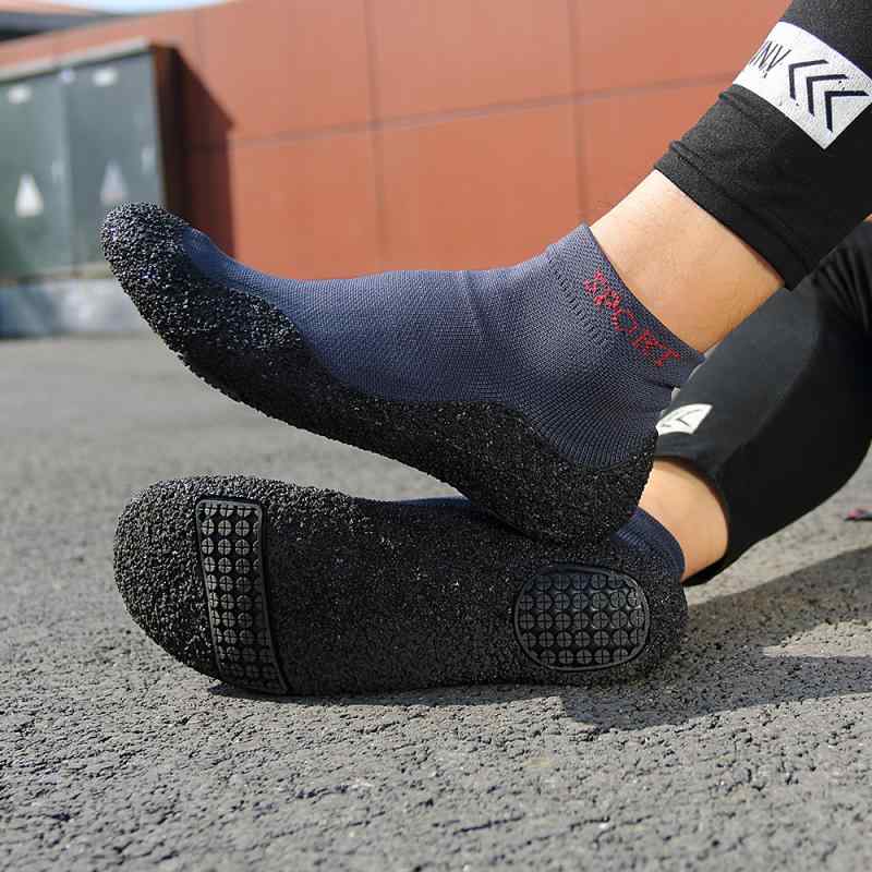 フィットネスシューズ スポーツ ソックスシューズ ピラティス ヨガ 衝撃吸収 屋内 メッシュ ミドルヒール ラウンドトゥ