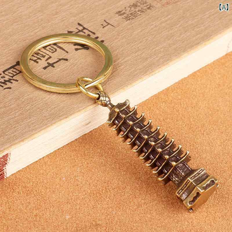 レトロ 車 キーホルダー ペンダント キーアクセサリー キーチェーン ストラップ メンズ レディース兼 チャイナテイスト 装飾品 真鍮