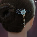 ヘアピン ヘアアクセサリー 髪留め 髪飾り レディース レディース かんざし 木 モダン シンプル アップヘア お団子ヘア 花モチーフ チャーム 可憐 かわいい...