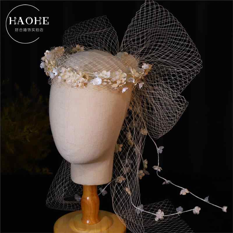 ティアラ ヘッドドレス カチューシャ レディース メッシュ リボン フラワー 頭飾り スズラン ブライダル 写真 旅行 アクセサリー ウェディング ガーランド