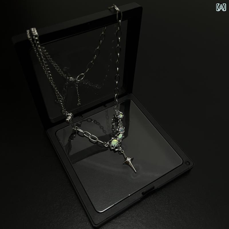 ネックレス チェーン スター ムーンストーン 女性 ライト ハイエンド セーター クール 鎖骨