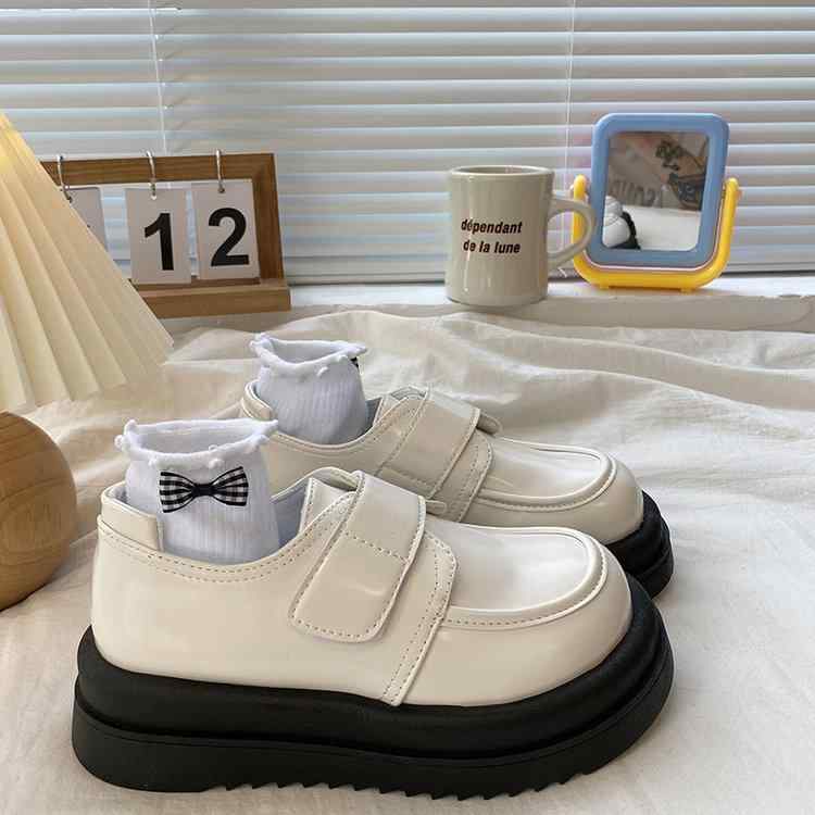 レディース 秋 革靴 学生 かわいい 高め 快適 小さい 和風 jk レトロ カレッジ 厚底 スポンジケーキ メ..