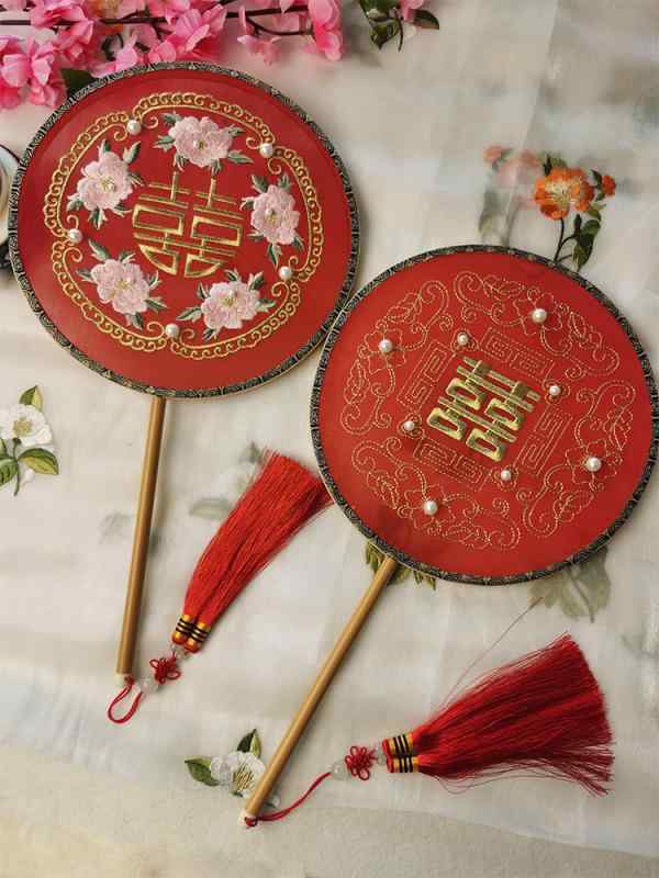 扇 うちわ ファン おしゃれ ウェディング 刺繍 片面 パレス 中国風 レッド レトロ ノスタルジック 結婚..