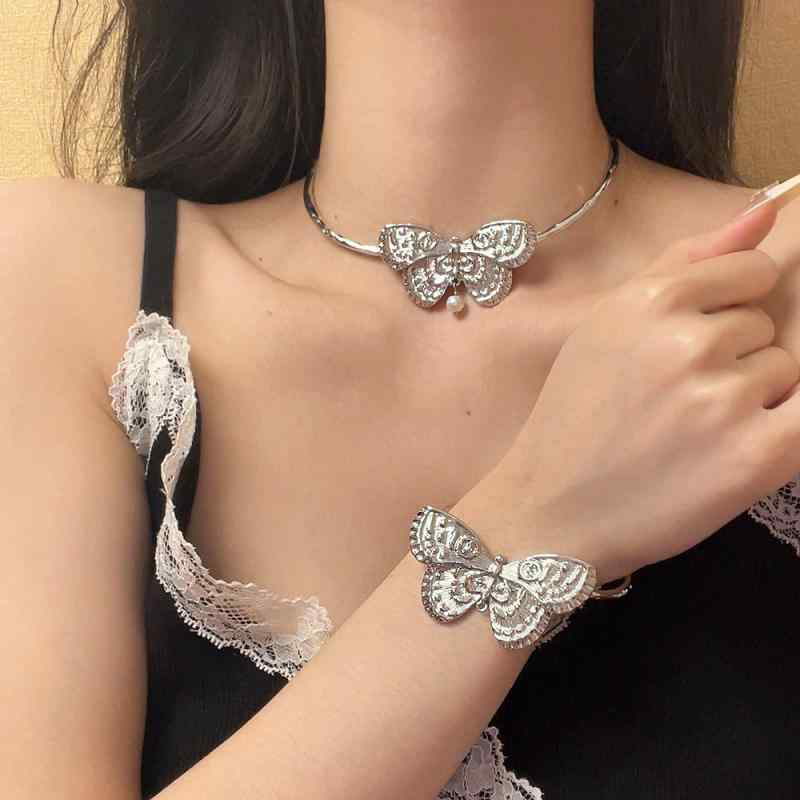 レディース ネックレス ブレスレット 蝶 バタフライ パール レディース 蝶 シンプル レトロ アクセサリー 豪華感 シルバー ゴールド