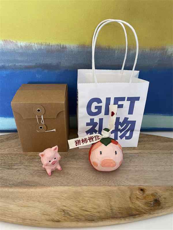 デスクトップオーナメント 置き物 柿 豚 木彫り デスクトップ カー 装飾品 休日 祝福 友人 誕生日 プレ..