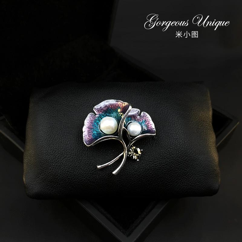 ブローチ 小さめ 絵 レトロ イチョウの葉 淡水 パール セーター 小さめ スーツ コサージュ レディース ..