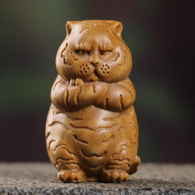 中国風 アクセサリー 置物 緑 白檀 干支 虎 リトル タイガー おもちゃ ハンドピース 白檀 かわいい 虎 無垢材 彫刻 ギフト