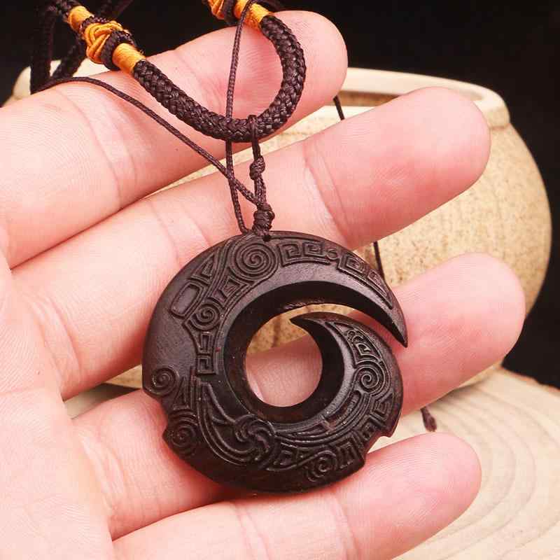 ペンダント ストラップ レトロ アクセサリー レトロ マホガニー 手彫り 車内 装飾品 サンダルウッド バックル ペンダント 木 ストラップ