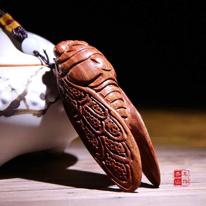 インテリア アクセサリー 雑貨 置物 リビングルーム 贈り物 マホガニー 蝉 デスクトップ 装飾品 ハンドピース 木彫り 彫刻 ペンダント ギフト