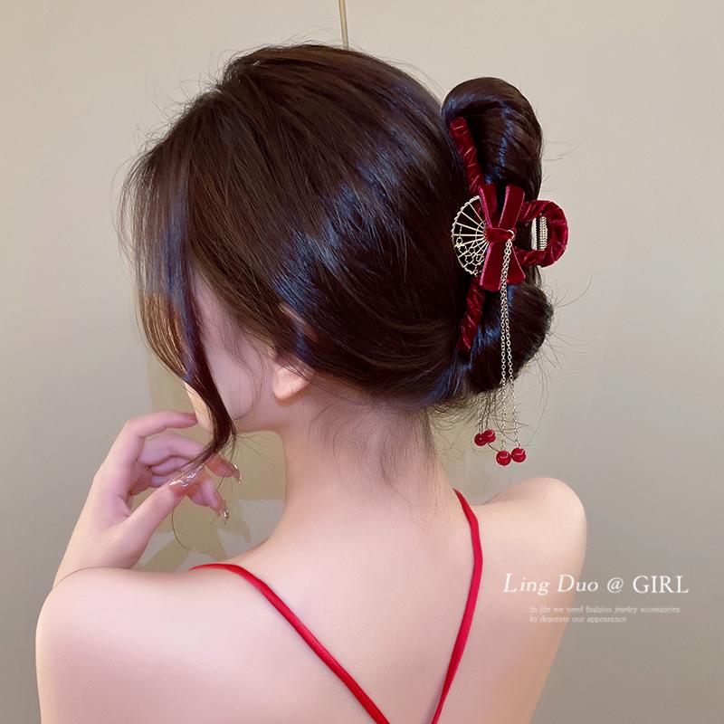 レディース ヘア アクセサリー オールシーズン タッセル ファン 起毛 レッド リボン クリップ チャイナ..
