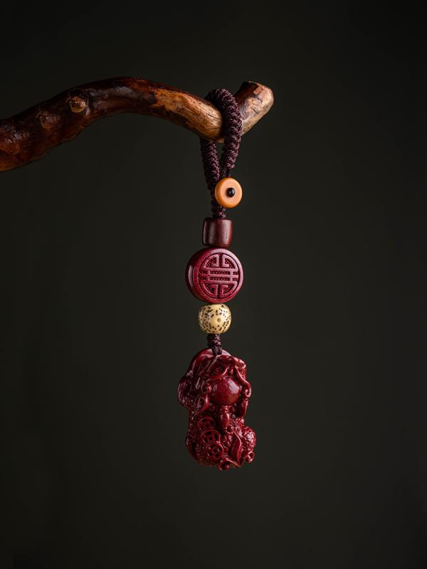 ペンダント レトロ 辰砂 ペンダント キーホルダー メンズ レディース 貔貅 キーホルダー 平和 チャーム