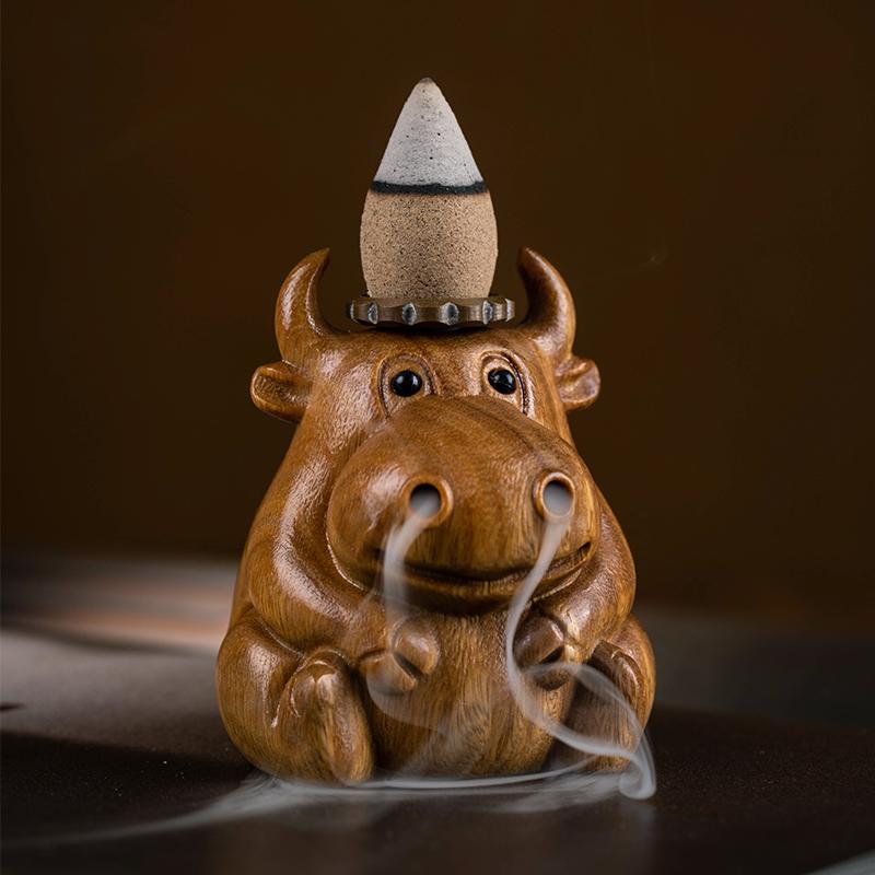 インテリア 置物 緑 白檀 かわいい 子牛 彫刻 鼻孔 煙が入る 逆流 アロマセラピー ストーブ 装飾品 木..