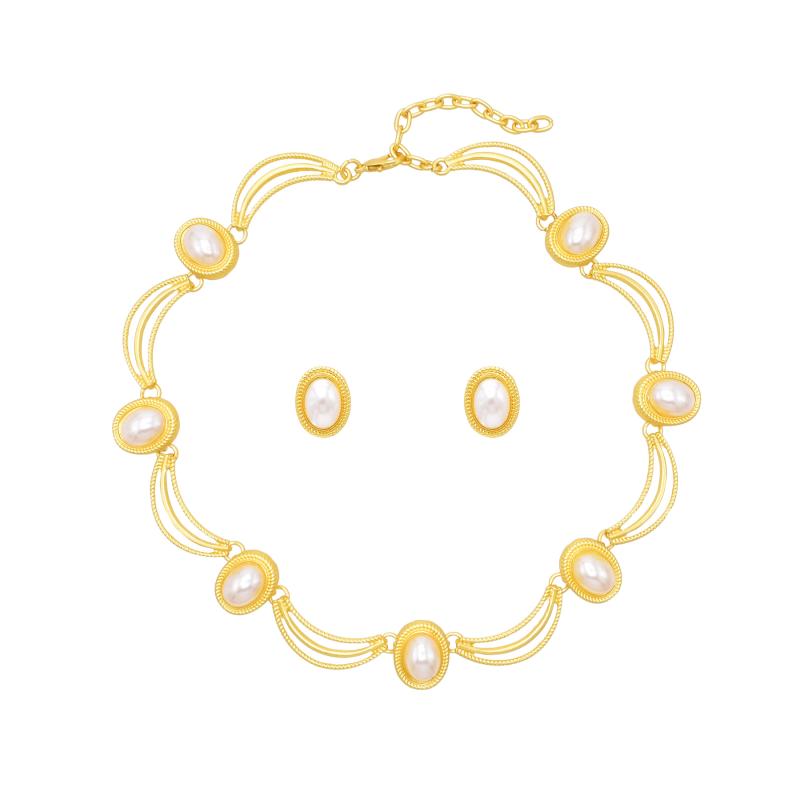 ピアス アメリカ レトロ ショート ネックレス メタル 保存 ヴィンテージ風 イヤリング ジュエリー パレス クラシック 鎖骨 チェーン