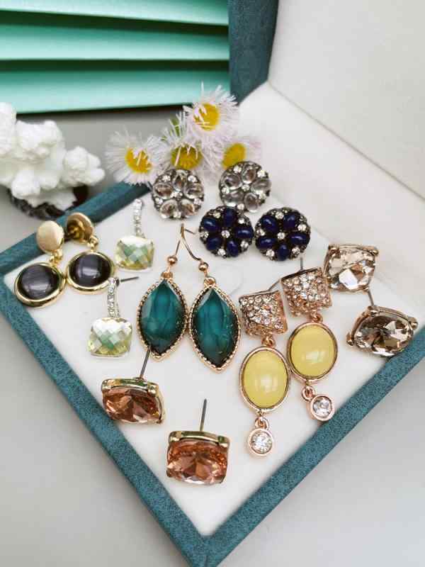 ピアス レディース アクセサリー 秋 ファッション 精巧 カラフル 宝石 ピアス キャッツアイ 耳飾り