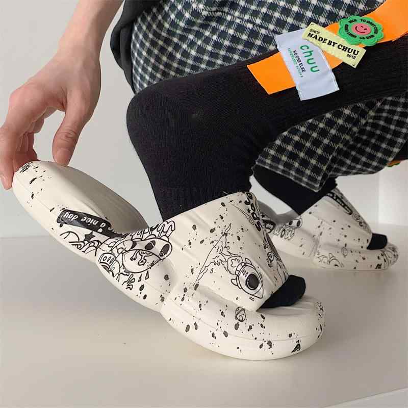 スリッパ ストリート 落書き 厚 サンダル 夏 ファッション ホーム 滑りにくい スリッパ 女の子 学生 フ..