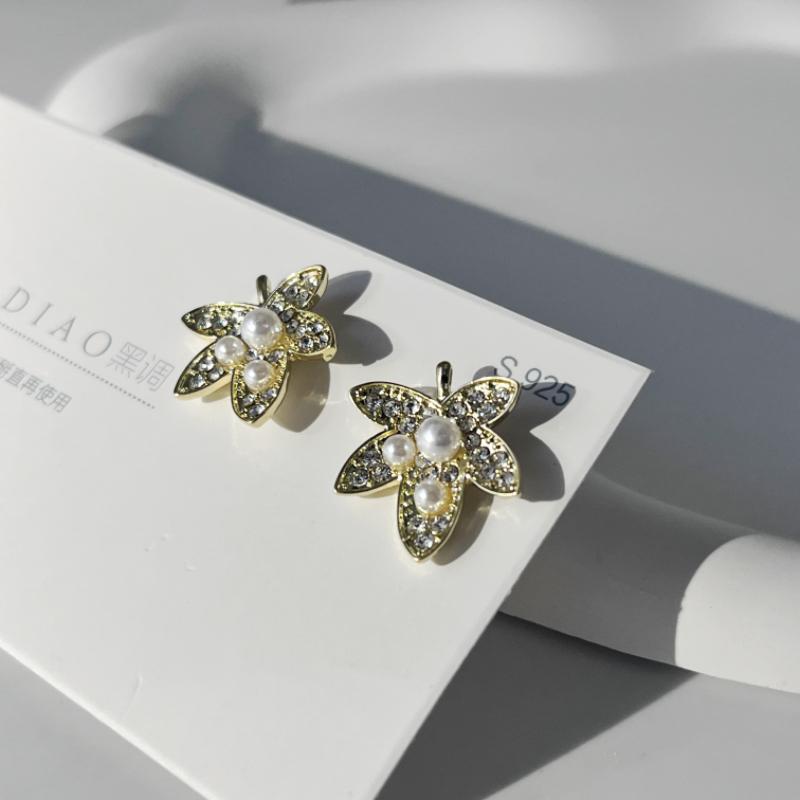ピアス メープルリーフ スタッドピアス レディース 夏 ライト ピアス S925 シルバー ニードル アクセサリー ファッション 装飾品 ジュエリー
