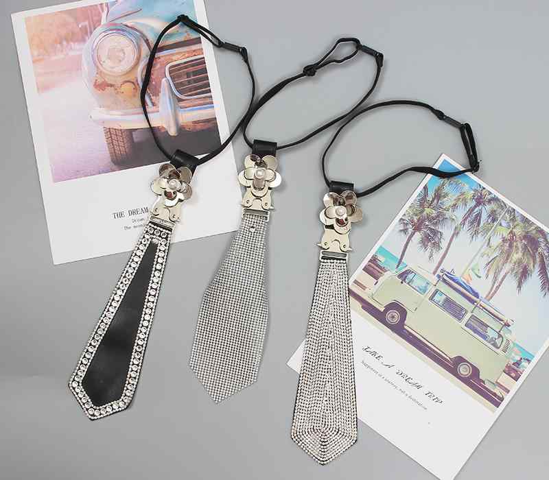 レディース 革 ネクタイ パンク メタル バックル ネック 装飾 シャツ アクセサリー 蝶 ネクタイ クール レディース ファッション