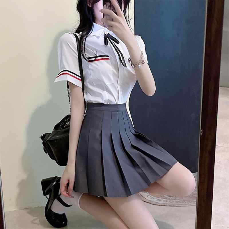 カレッジ 制服 コスチューム レディース 夏 ファッション 半袖 白 シャツ トップス ブリーツスカート 二点 学生 蝶ネクタイ
