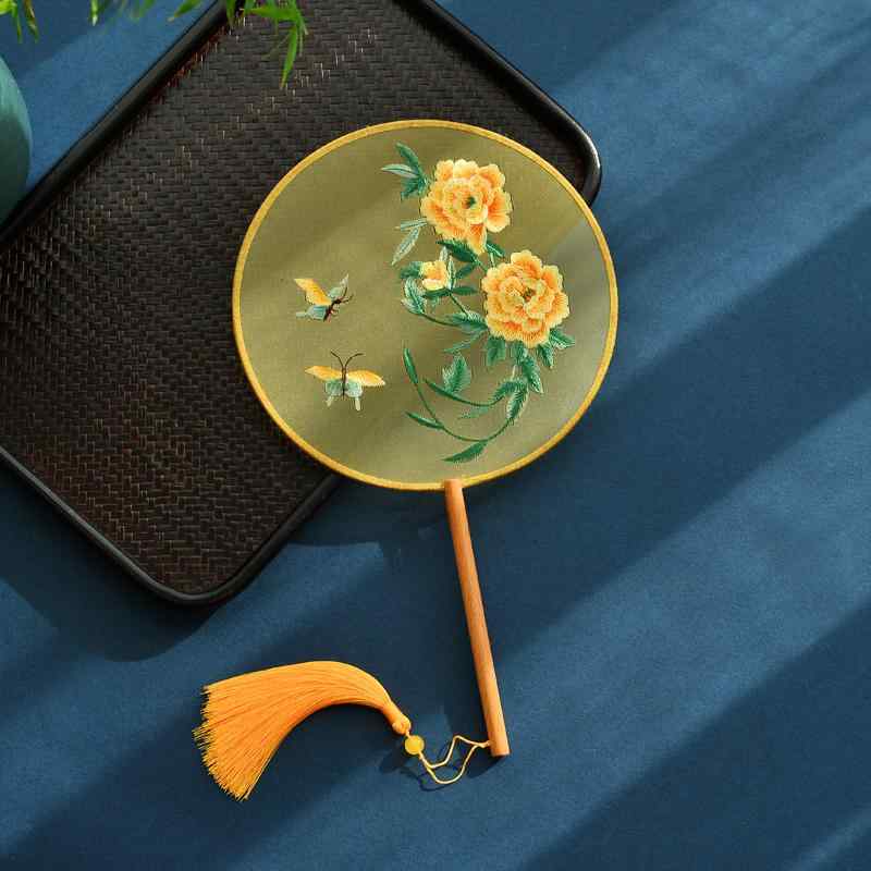 うちわ アンティーク 両面 刺繍 ラウンド 蝶 黄 花 レトロ 中国 ファン 韓服 韓国 夏 ダンス 舞踊 扇子 扇 団扇