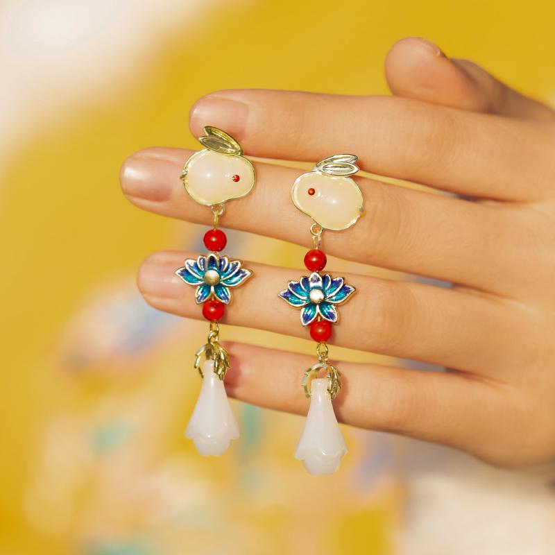 ピアス ウサギ レディース レトロ シルバー アンティーク エレガント フェミニン おしゃれ 大人レディ..