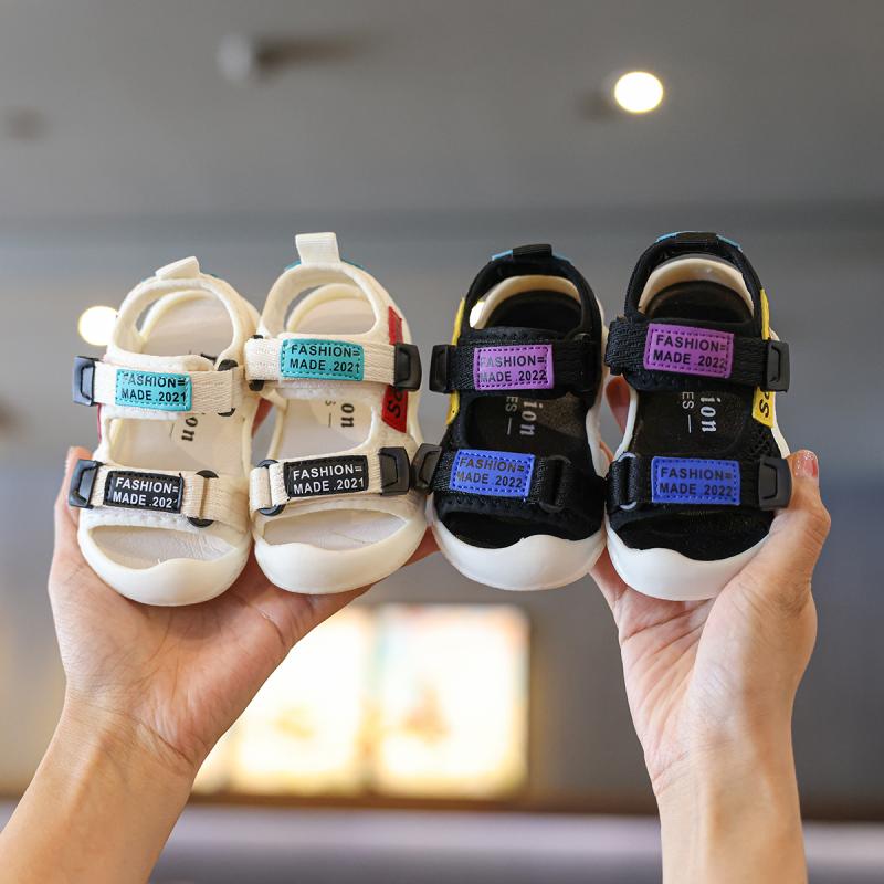 サンダル 男の子 女の子 夏 通気性 滑りにくい 歩行練習 幼児 サンダル ソフトソール アンチキック 軽量 スーパーファイバーレザー 柔らかい