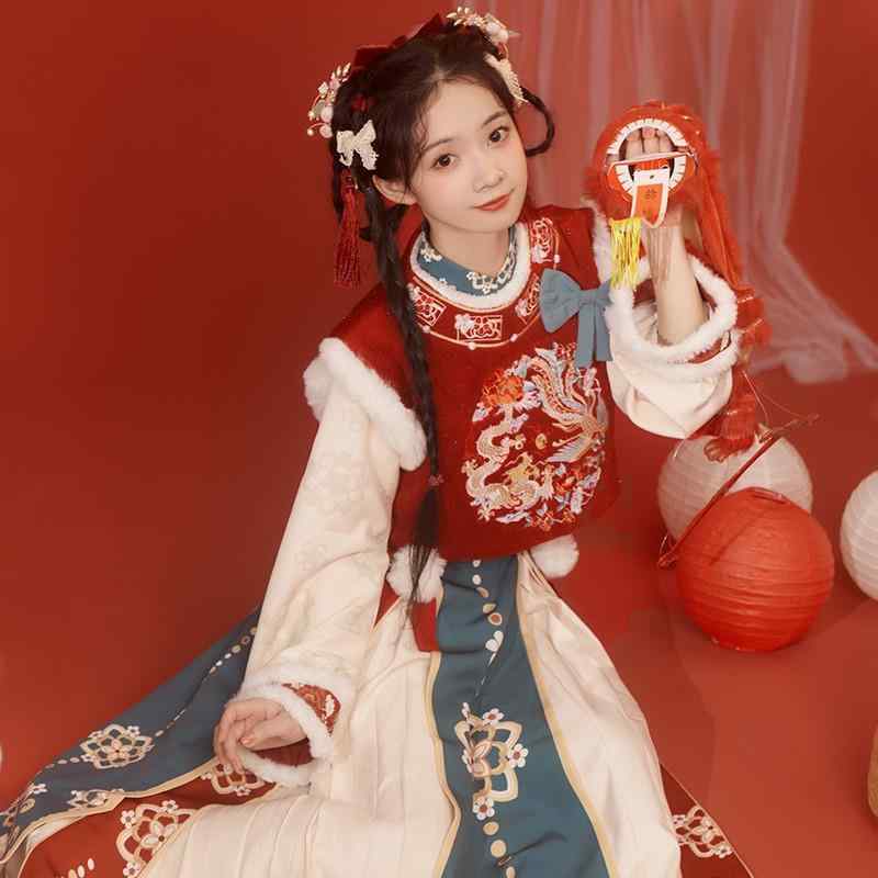 女の子 民族衣装 かわいい 秋 チャイナ風 セットアップ レディース 民族 漢服 唐服 セレモニー レトロ 春服 唐代 暖かい 厚手 新3点セット 新挨拶 冬 お祝い