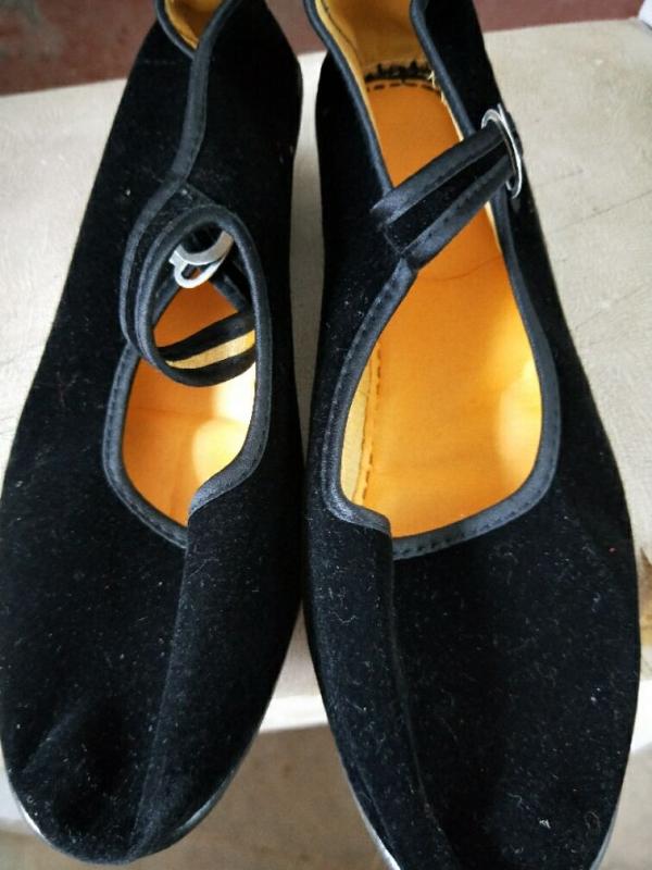 レディース 大人 メンズ ダンス 練習 靴 柔らかい 黒 赤 ベリーダンス シューズ 子供 エスニック バレエ