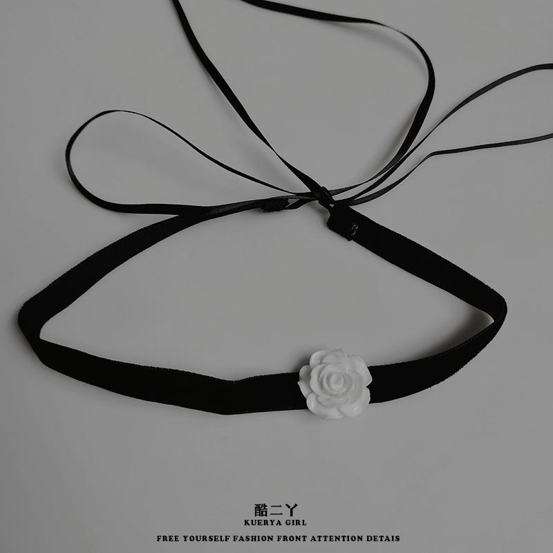 花 起毛 ストラップ ネックレス チョーカー ネックレス アクセサリー ガーリー キュート セクシー レディース 普段使い 首輪