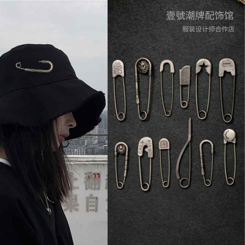ブローチ ピンブローチ ピンバッジ アクセサリー シンプル クール オシャレ ワンポ...