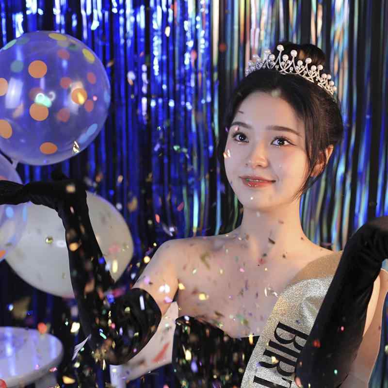 ティアラ クラウン 王冠 パール 韓国 ゴージャス ジュエリー ヘアアクセサリー 髪飾り カチューシャ ウェディング 大人 レディース 大人式 エレガント 結婚式 アクセサリー 頭飾り 撮影 小道具 レディース