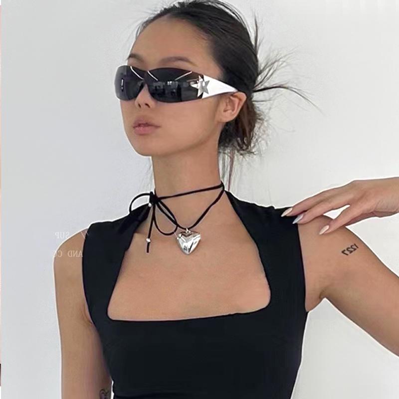 ネックレス レディース ガーリー Y2K サブカル ハート ラブ レディース 紐 韓国 チョーカー 鎖骨 チェーン シルバー ゴールド シンプル カジュアル