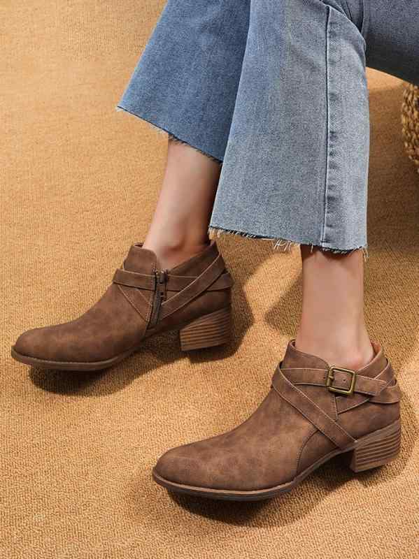 レトロ ブーティ レディースシューズ ベルトバックル ブロックヒール 革靴 アメリカン 太いヒール 婦人..