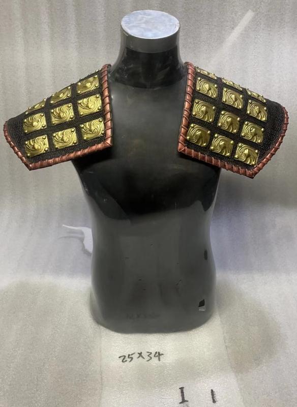 レトロ 中国 鎧 アクセサリー レトロ 衣装 小道具 三国志 漢 唐 宋 一般 手首 ガード 肩 ツバメ 武器 シールド ヘルメット