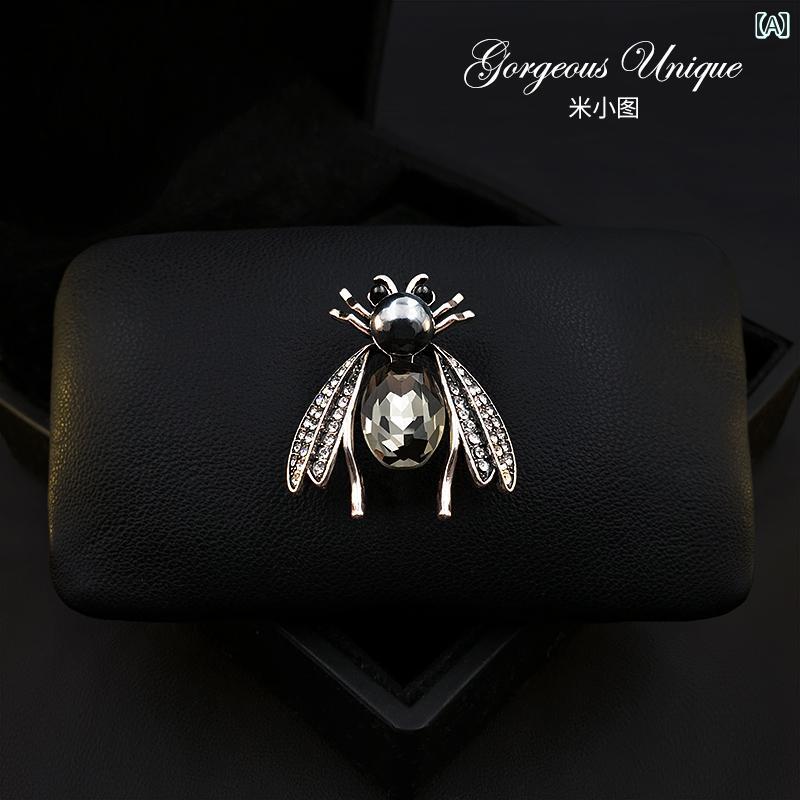 ブローチ レディース ダーク フラッシュ 蜂 スーツ セーター アクセサリー 精巧 メンズ ファッション 装飾品