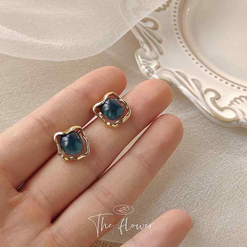 ピアス かわいい ミスティ ヘイズブルー レトロ スクエア シルバー 針 個性 イヤリング 韓国 おしゃれ