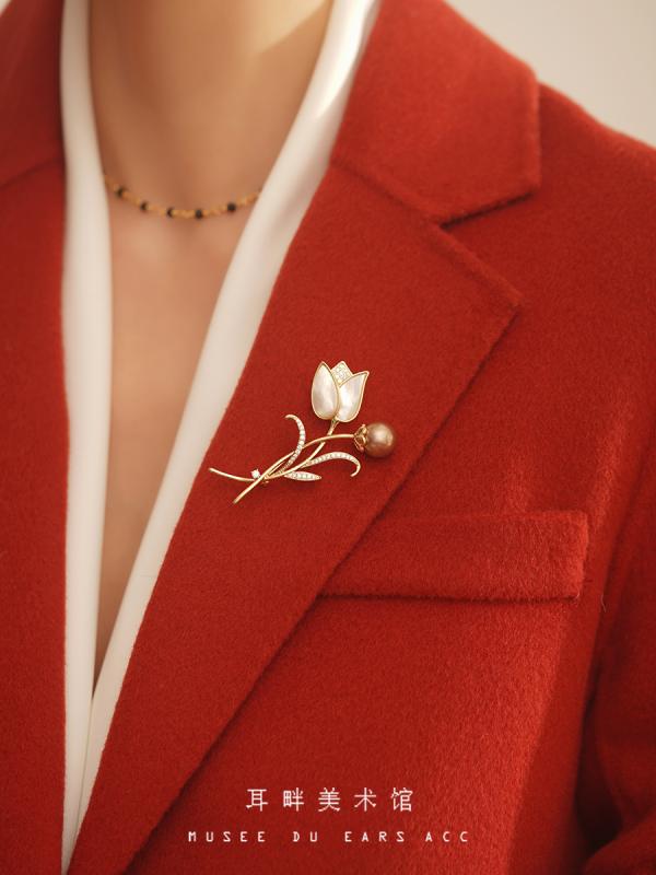 楽天セキュアデポブローチ 入学式 卒業式 チューリップ 螺鈿 スーツ コート コサージュ 結婚式 レディース ビッグ アクセサリー ファッション 装飾品