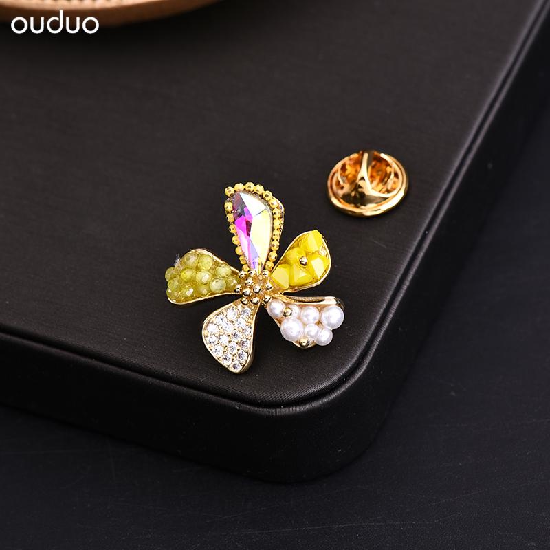 レディース ブローチ 入学式 セレモニー アクセサリー 花 露出防止 バックル レトロ かわいい ブローチ カーディガン コサージュ 小さめ 花の襟ピンバックル