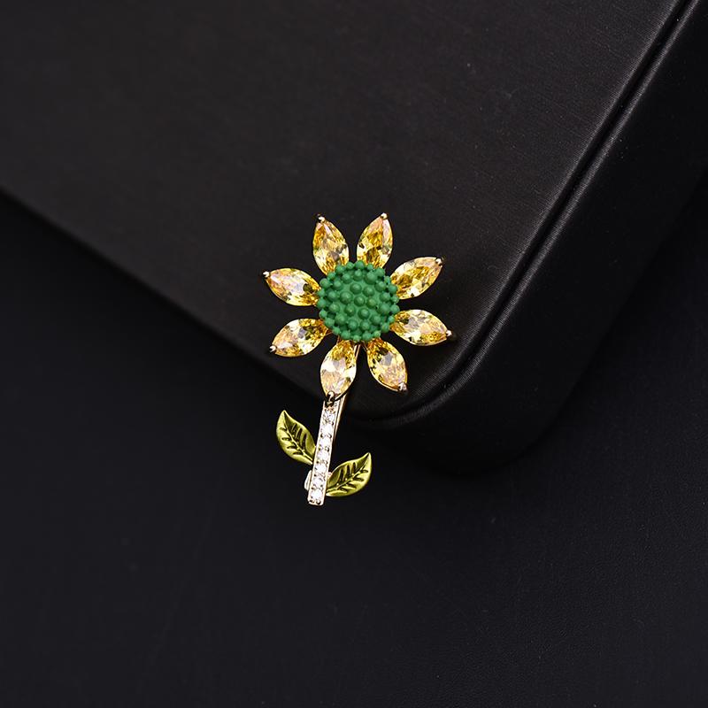レディース アクセサリー 雑貨 精巧 かわいい ブローチ ひまわり コサージュ 露出防止 バックル ピン フラワー バッチ 韓国