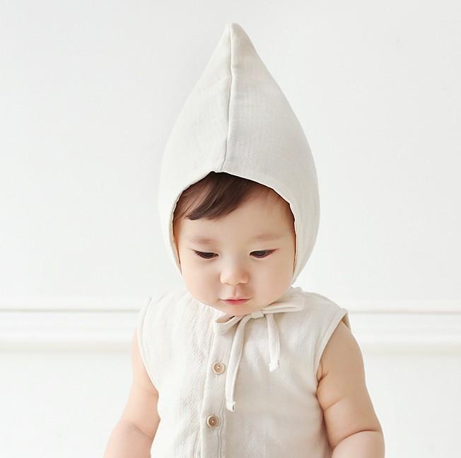 ベビー 帽子 ボンネット キュート 写真撮影 衣料品 防風 ソフト ひも 頭 ヘッド 保護 かわいい 幼児 赤..