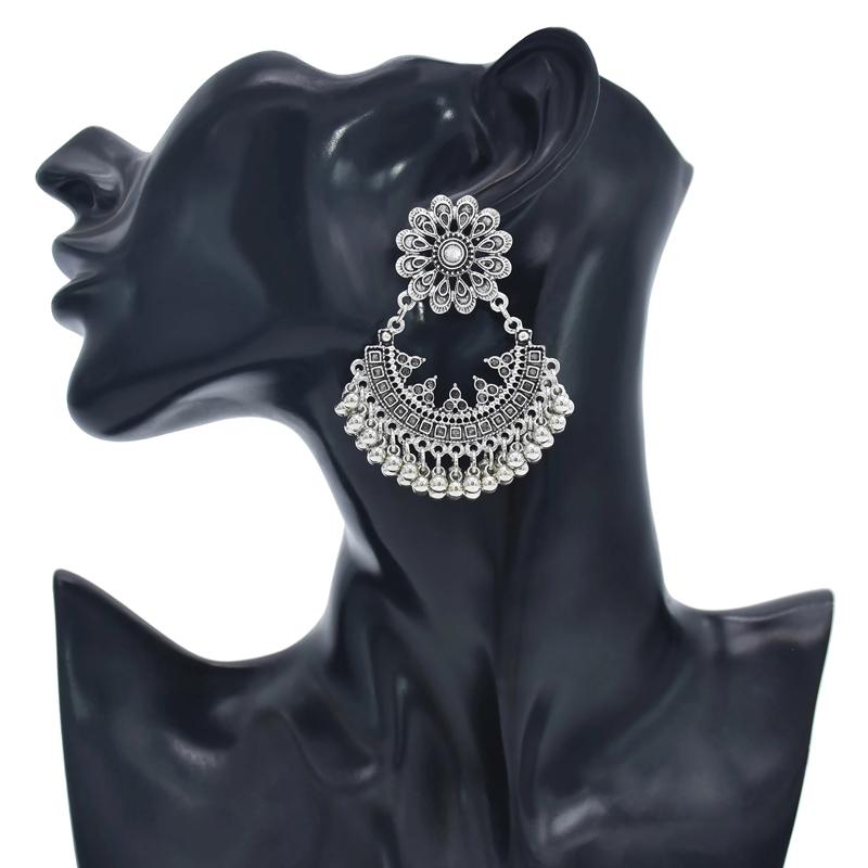 レディース ピアス イヤリング 新 ボヘミアン レトロ シルバービーズ タッセル ペンダント ジプシー 彫刻 エスニック