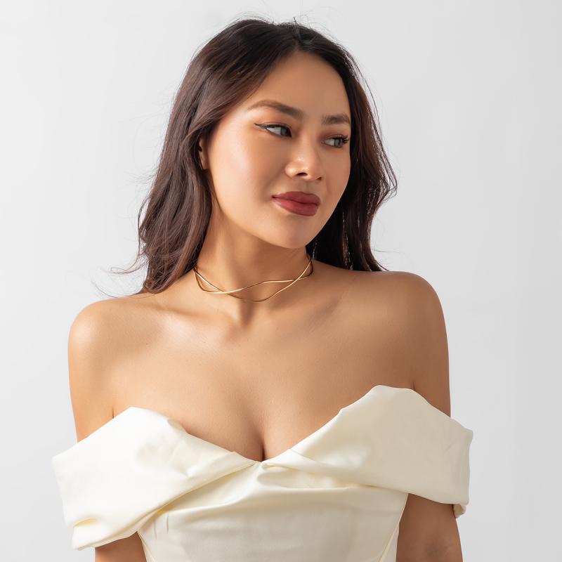 スカート レディース ネックレス シンプル クロス メタルカラー 女性 アメリカ ファッション 個性 ステージ 主人公 マッチング