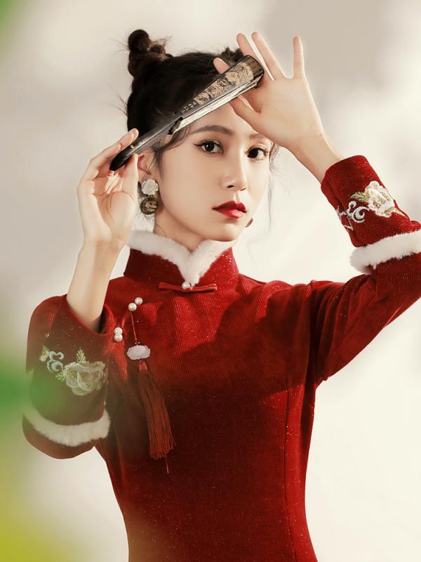 ドレス 秋 冬 チャイナ 古風 民族 衣装 美しい 赤い 厚み ベルベット 女性 チャイナ トースト ウェア ヤング 中華風