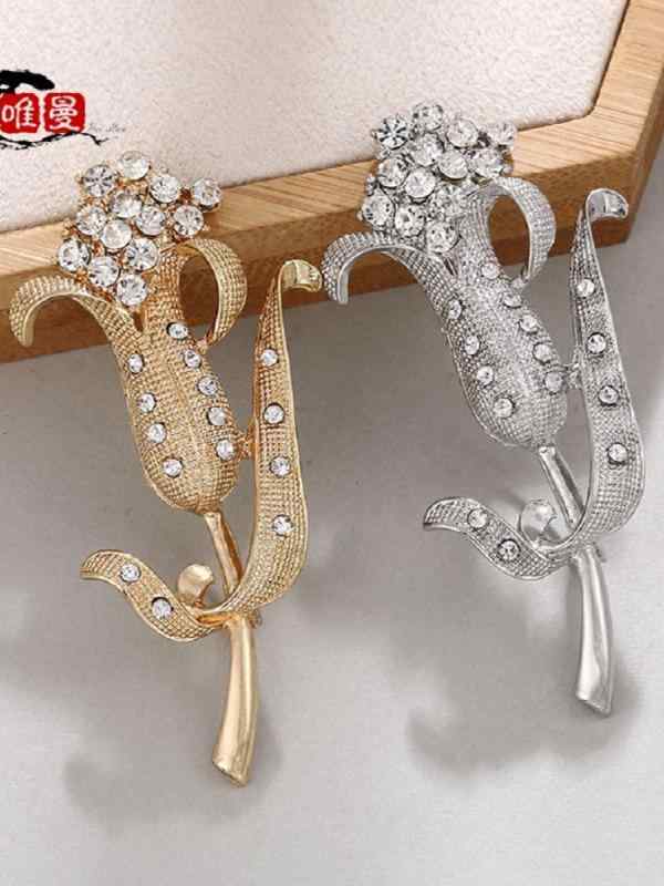 ジャケット フォーマル ブローチ おしゃれ スーツ ピン 装飾 精巧 花 エレガント 寛大