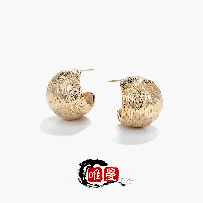 レディース 秋 冬 ピアス おしゃれ 女性 イヤリング 誇張 個性 ハイエンド クール プリーツ イヤリング..