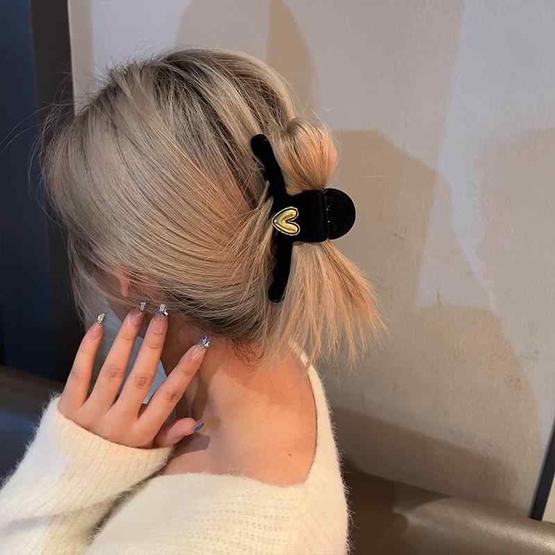 アクセサリー 秋 冬 ヘア かわいい 黒 ベルベット ラブ グラバー 大型 ハイエンド ヘアピン サメ クリップ 髪飾り フレンチ レトロ 帽子