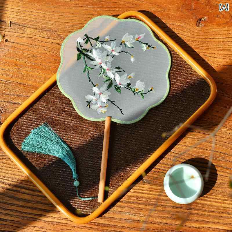 うちわ 和装小物 扇子 レトロ レトロ チャイナ風 団扇 刺繍 アクセサリー ピアス 漢服 ノスタルジック ダンス 舞踊 パフォーマンス