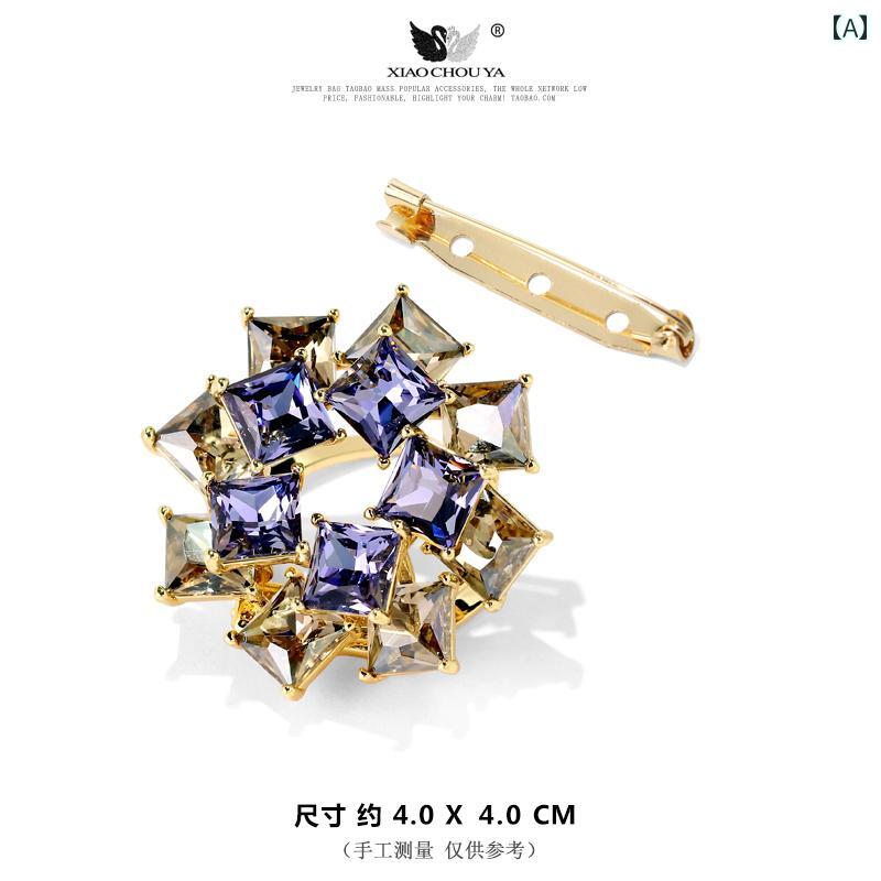 スカーフ バックル おしゃれ レトロ クリスタル ルービックキューブ ブローチ ライト 高級感 多機能 コーナー 結び目 バックル ピン デュアル アクセサリー