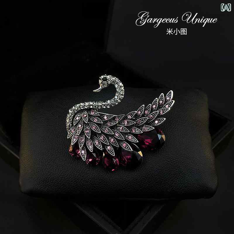 レディース アクセサリー スーツ ピン おしゃれ ブローチ ハイエンド レトロ 精巧 白鳥 コサージュ コート