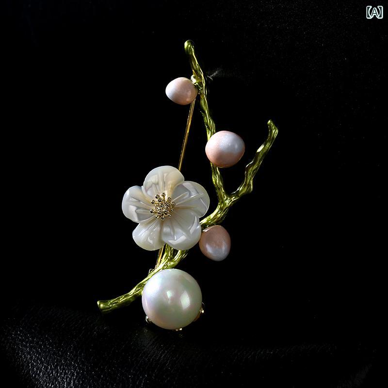 ブローチ おしゃれ スーツ ピン 装飾 ハイエンド シェル ロウバイ 女性 ファッション 個性的 カーディ..